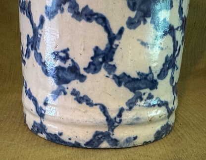 Antique Blue & White Stoneware Strong Example: CHAINLINK Spongeware Pitcher8